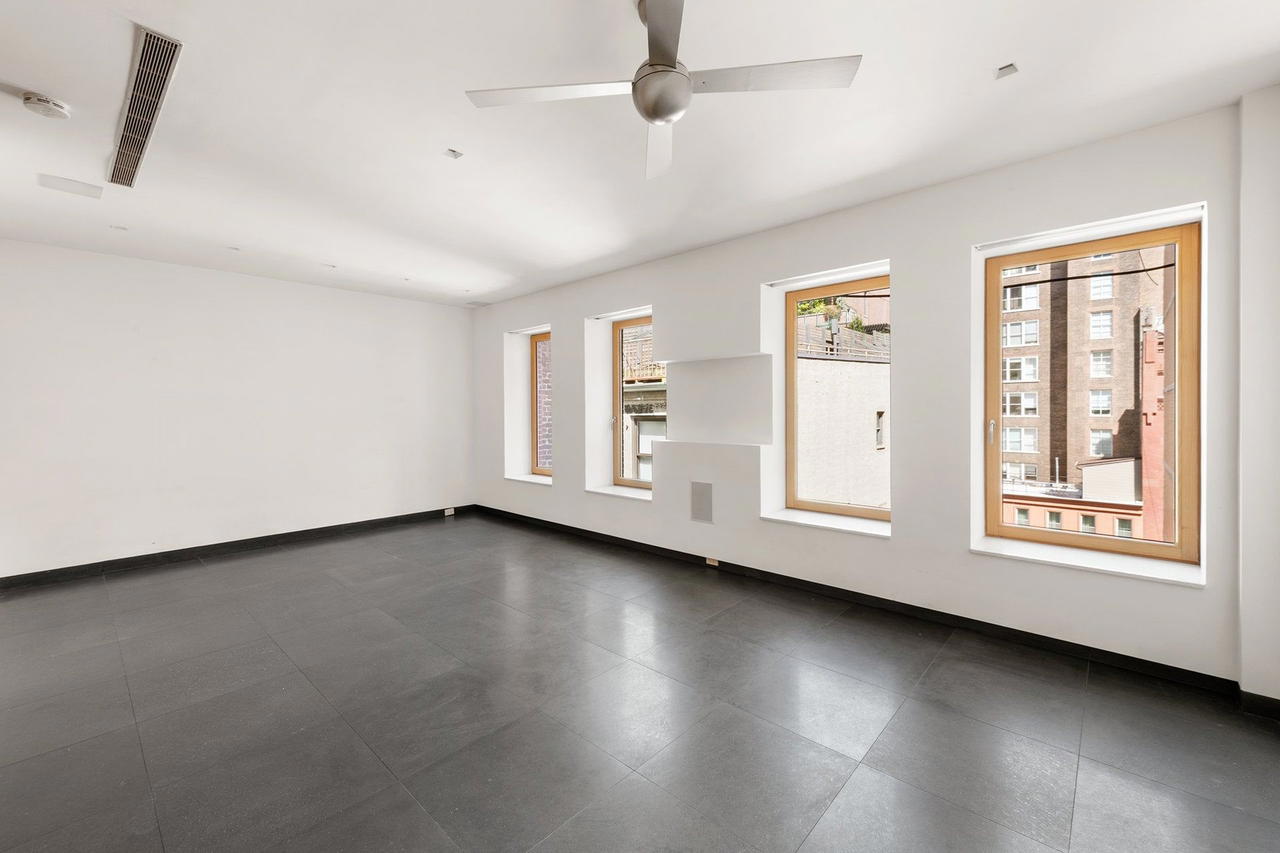 Real estate property located at 153 CHAMBERS #5, New York, Tribeca, New York City, NY, US