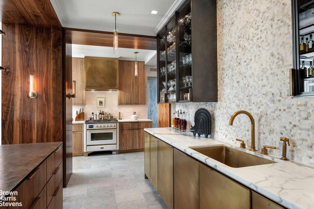 Real estate property located at 784 PARK #18B, New York, Lenox Hill, New York City, NY, US