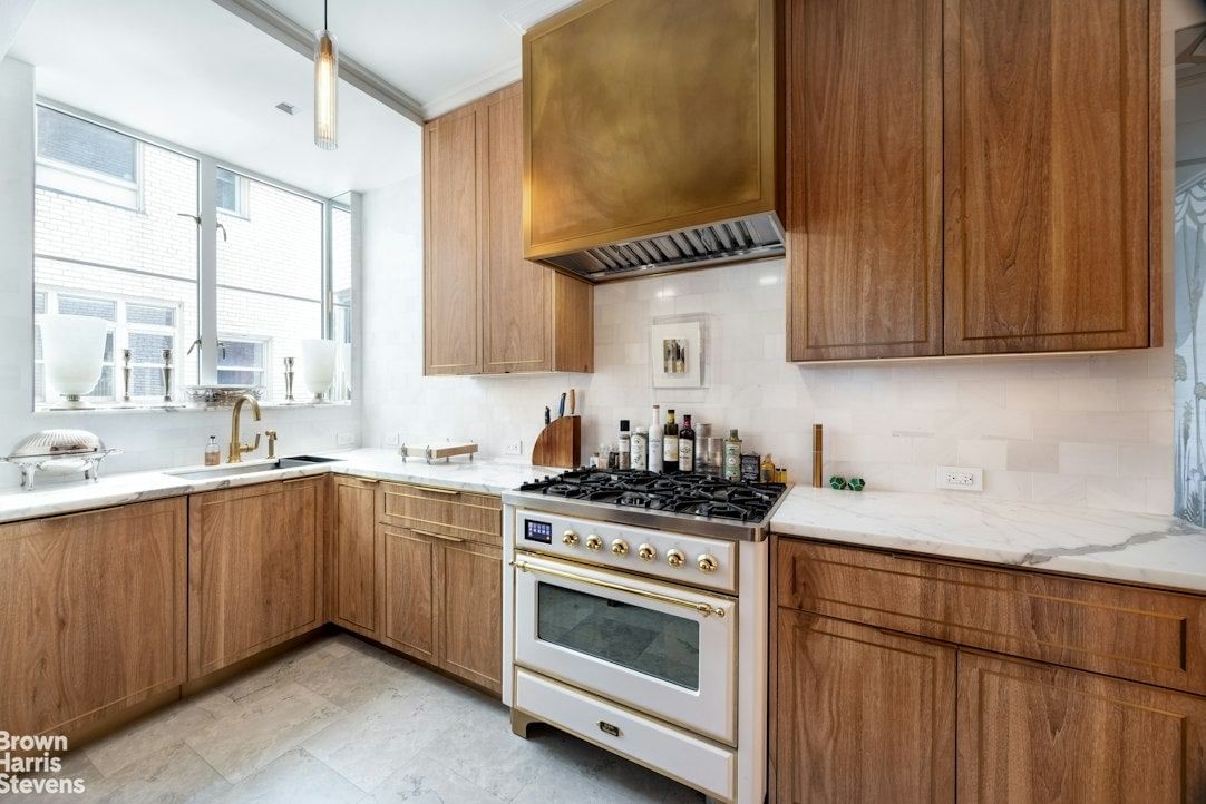 Real estate property located at 784 PARK #18B, New York, Lenox Hill, New York City, NY, US
