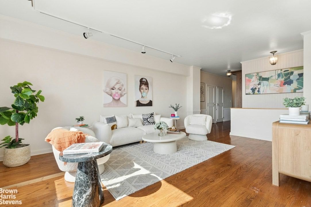 Real estate property located at 55 END #16D, New York, Yorkville, New York City, NY, US