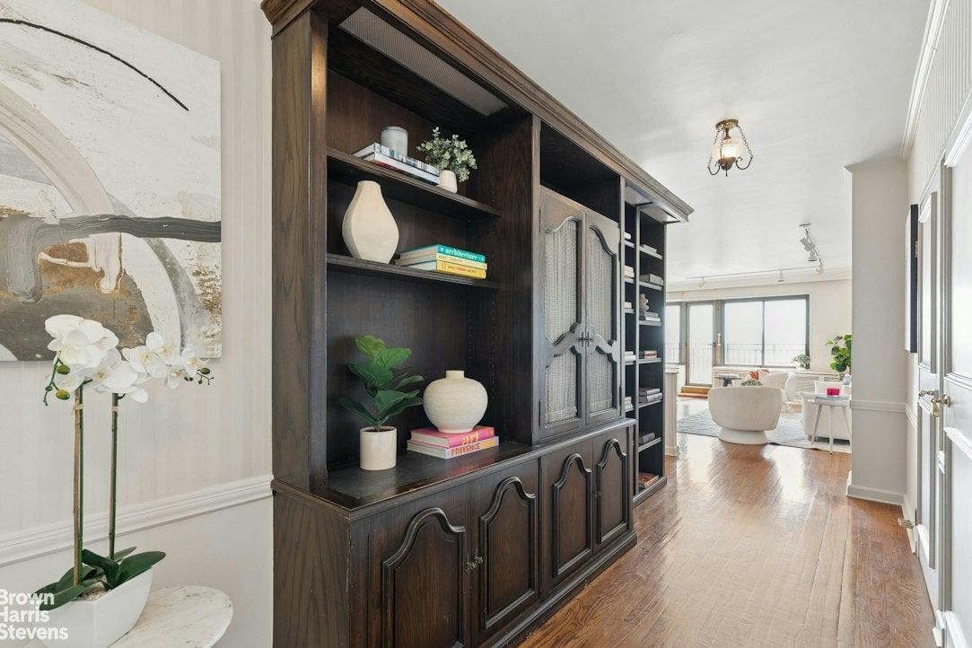 Real estate property located at 55 END #16D, New York, Yorkville, New York City, NY, US