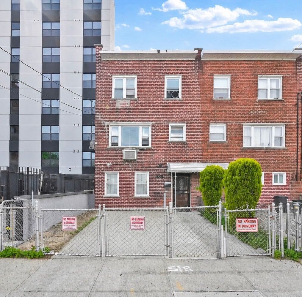Real estate property located at 2723 COLDEN, Bronx, Allerton, New York City, NY, US