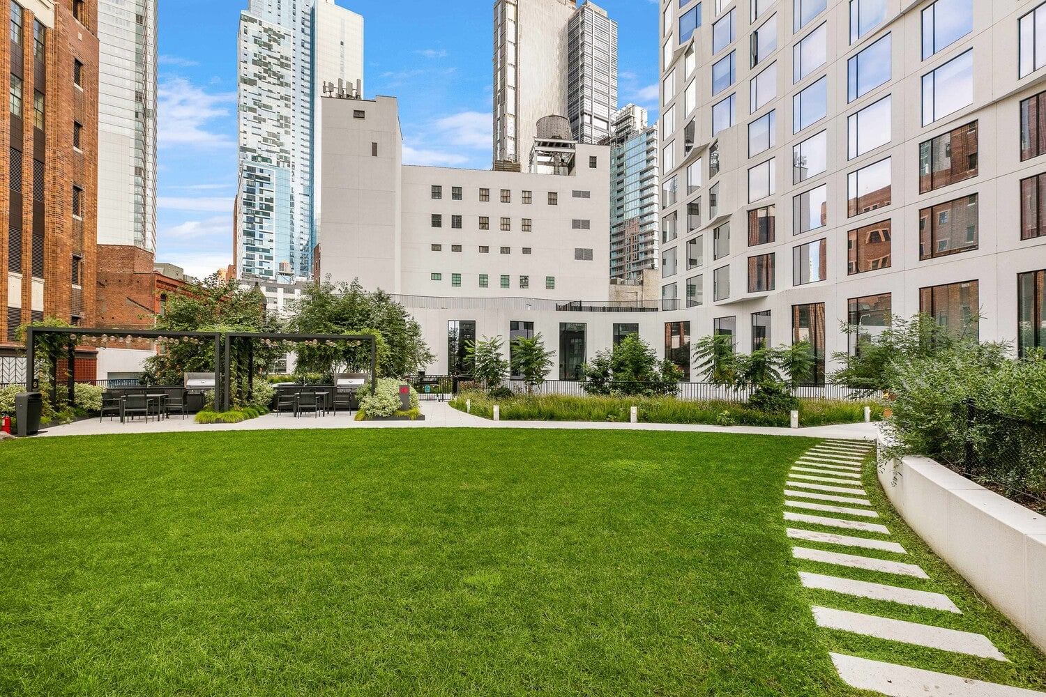 Real estate property located at 11 HOYT #37B, Kings, Downtown Brooklyn, New York City, NY, US