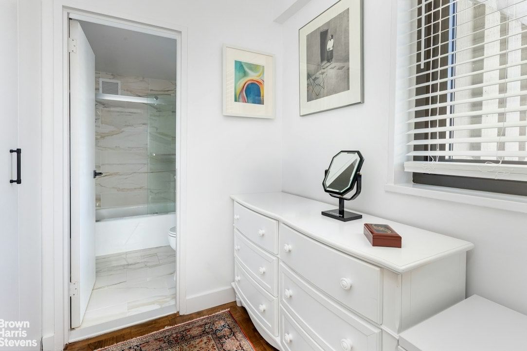 Real estate property located at 160 65TH #14A, New York, Lenox Hill, New York City, NY, US