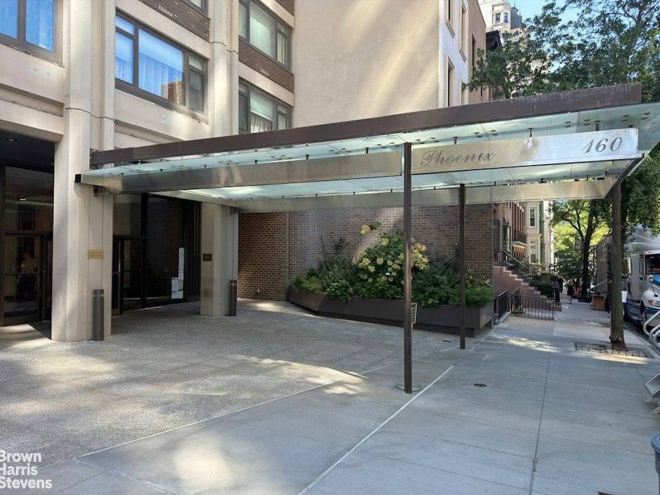 Real estate property located at 160 65TH #14A, New York, Lenox Hill, New York City, NY, US