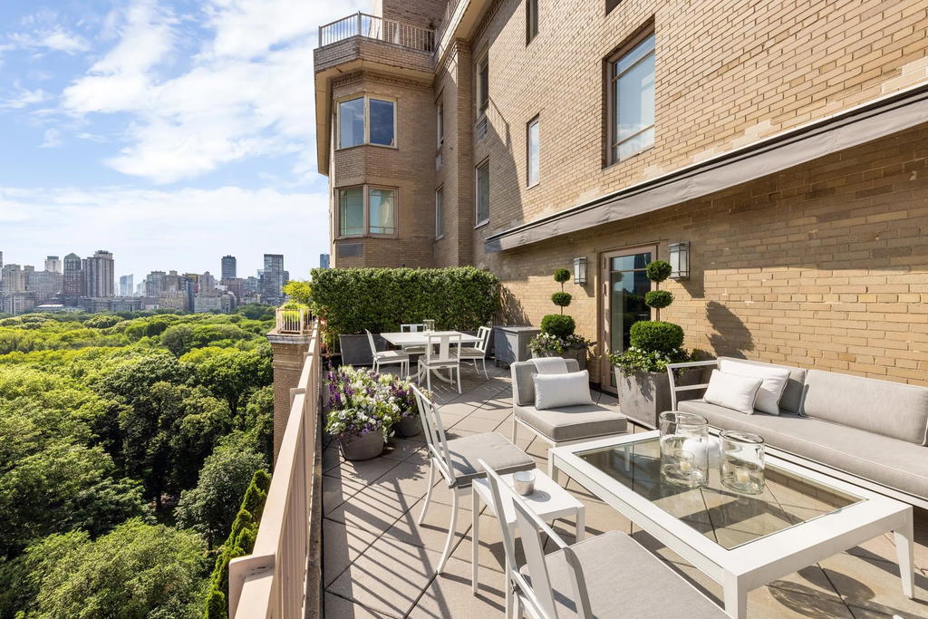 Real estate property located at 880 5TH #18G, New York, Lenox Hill, New York City, NY, US