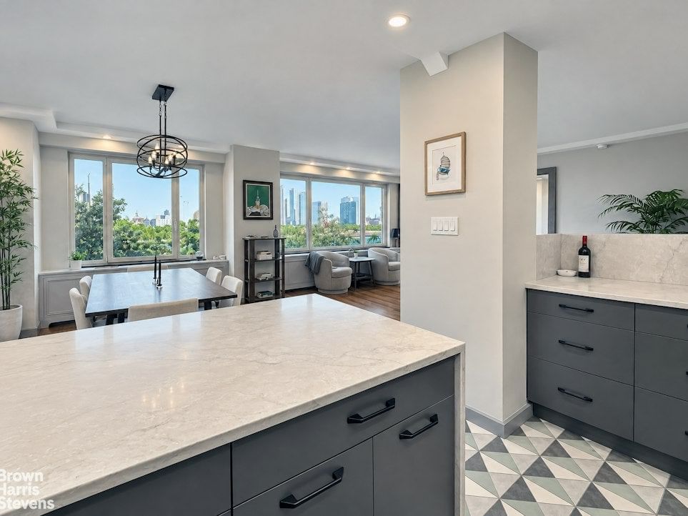 Real estate property located at 60 SUTTON #5CS, New York, Sutton Place, New York City, NY, US