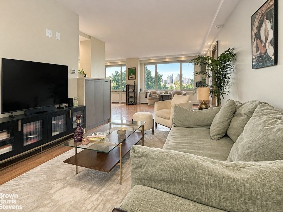 Real estate property located at 60 SUTTON #5CS, New York, Sutton Place, New York City, NY, US
