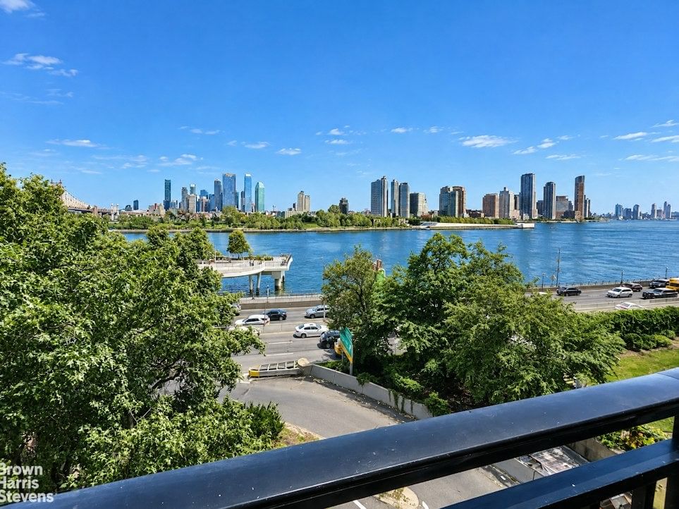 Real estate property located at 60 SUTTON #5CS, New York, Sutton Place, New York City, NY, US