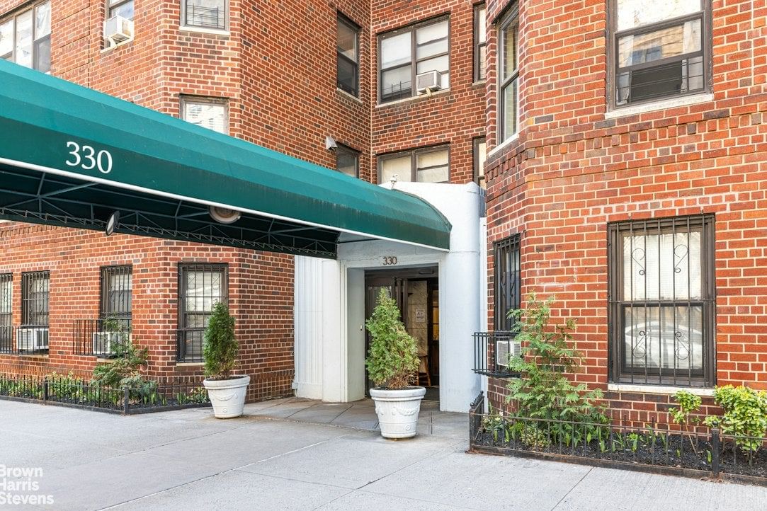 Real estate property located at 330 79TH #8D, New York, Lenox Hill, New York City, NY, US