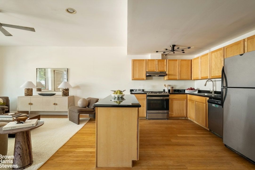 Real estate property located at 292 AINSLIE #2F, Kings, Williamsburg, New York City, NY, US