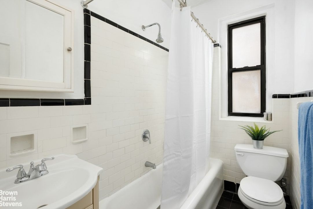 Real estate property located at 277 WASHINGTON #4E, Kings, Clinton Hill, New York City, NY, US