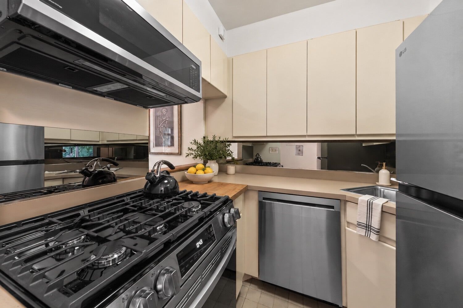 Real estate property located at 124 79TH #3D, New York, Lenox Hill, New York City, NY, US