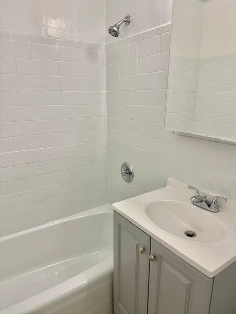 Real estate property located at 135 OCEAN #2G, Kings, Kensington, New York City, NY, US