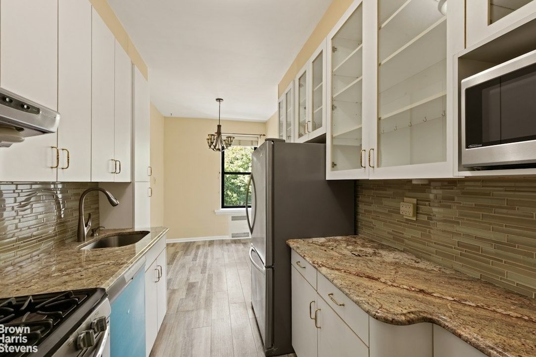 Real estate property located at 7119 SHORE #2L, Kings, Bay Ridge, New York City, NY, US