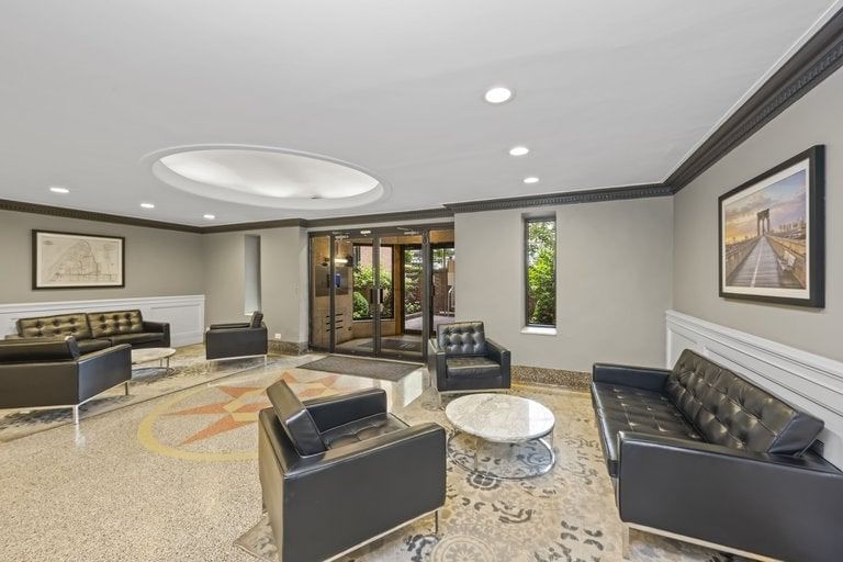 Real estate property located at 61 Oliver #2V, Kings, Bay Ridge, New York City, NY, US