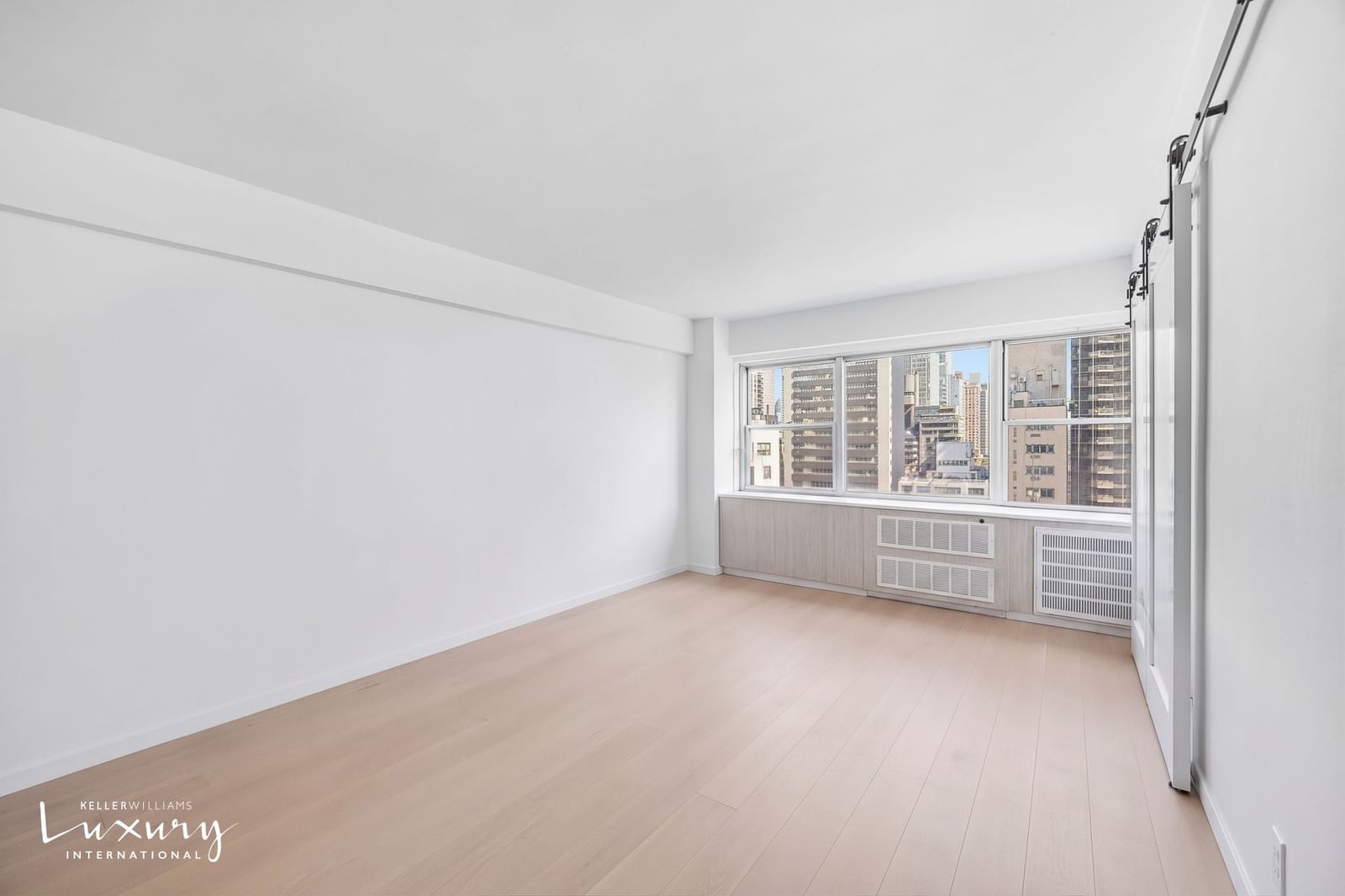 Real estate property located at 333 46th #17E, New York, Turtle Bay, New York City, NY, US