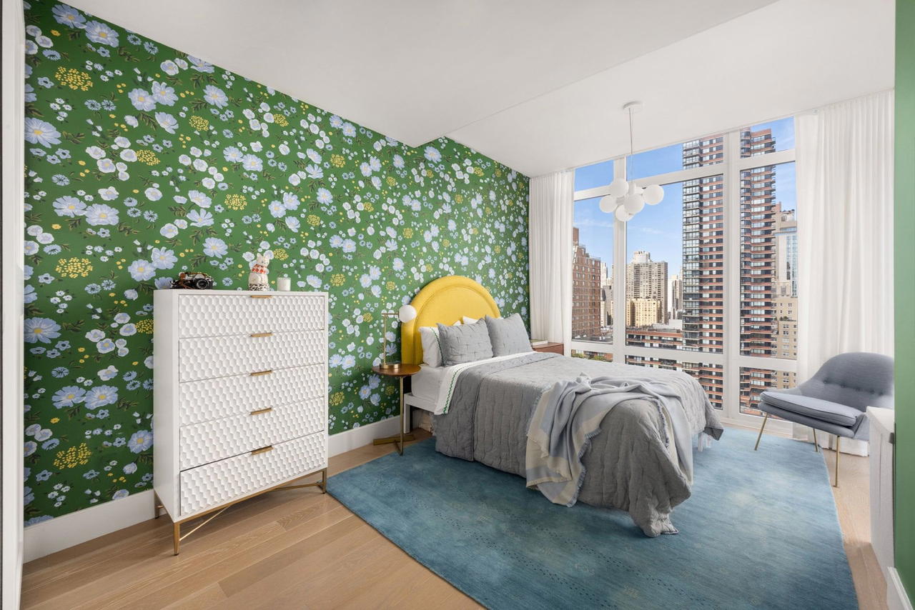 Real estate property located at 1355 1ST #17, New York, Lenox Hill, New York City, NY, US
