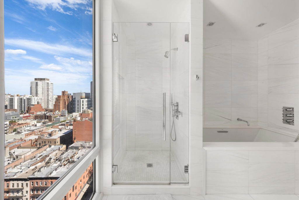 Real estate property located at 1355 1ST #17, New York, Lenox Hill, New York City, NY, US