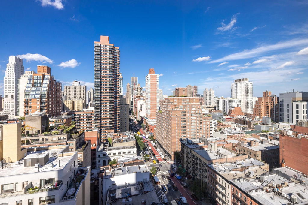 Real estate property located at 1355 1ST #17, New York, Lenox Hill, New York City, NY, US