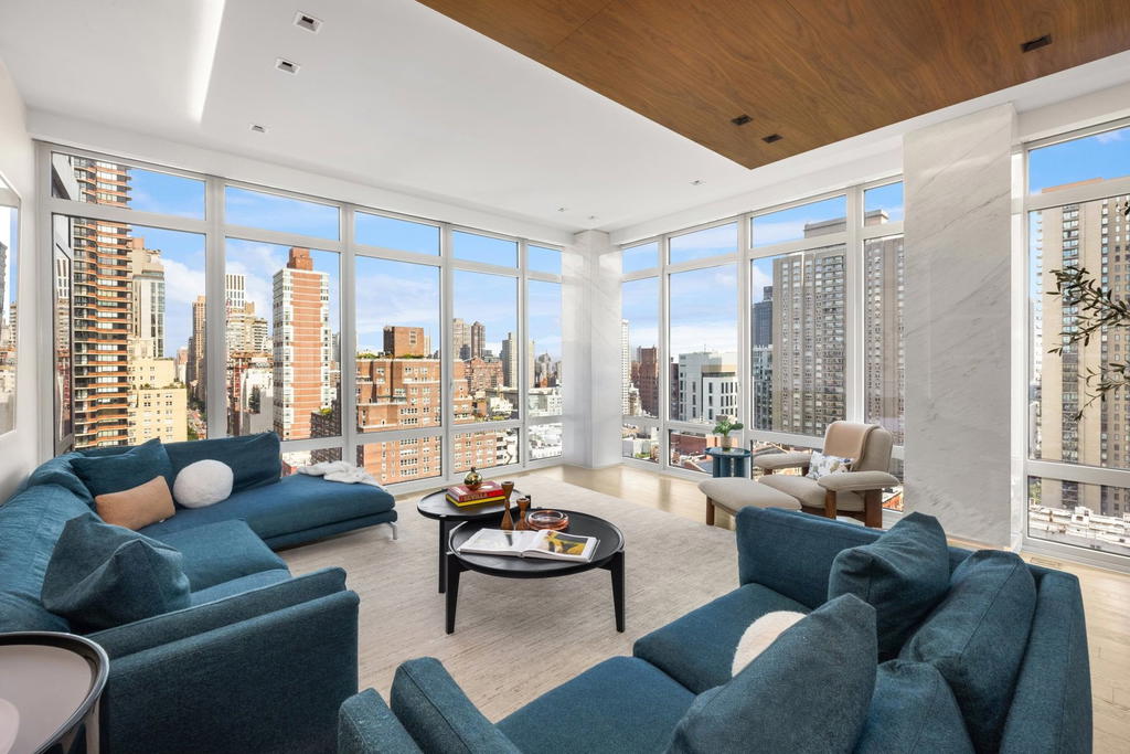 Real estate property located at 1355 1ST #17, New York, Lenox Hill, New York City, NY, US