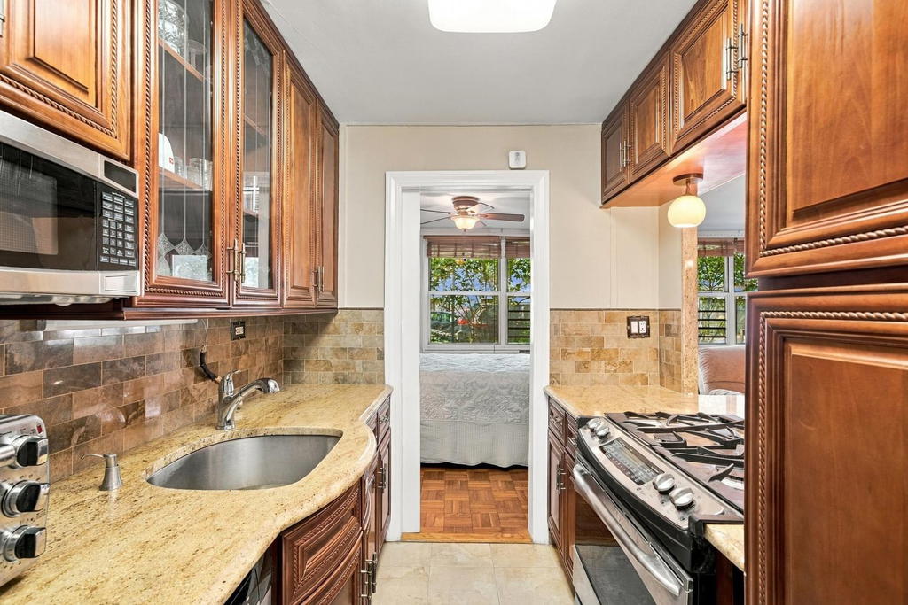 Real estate property located at 310 70th #1-K, New York, Upper East Side, New York City, NY, US