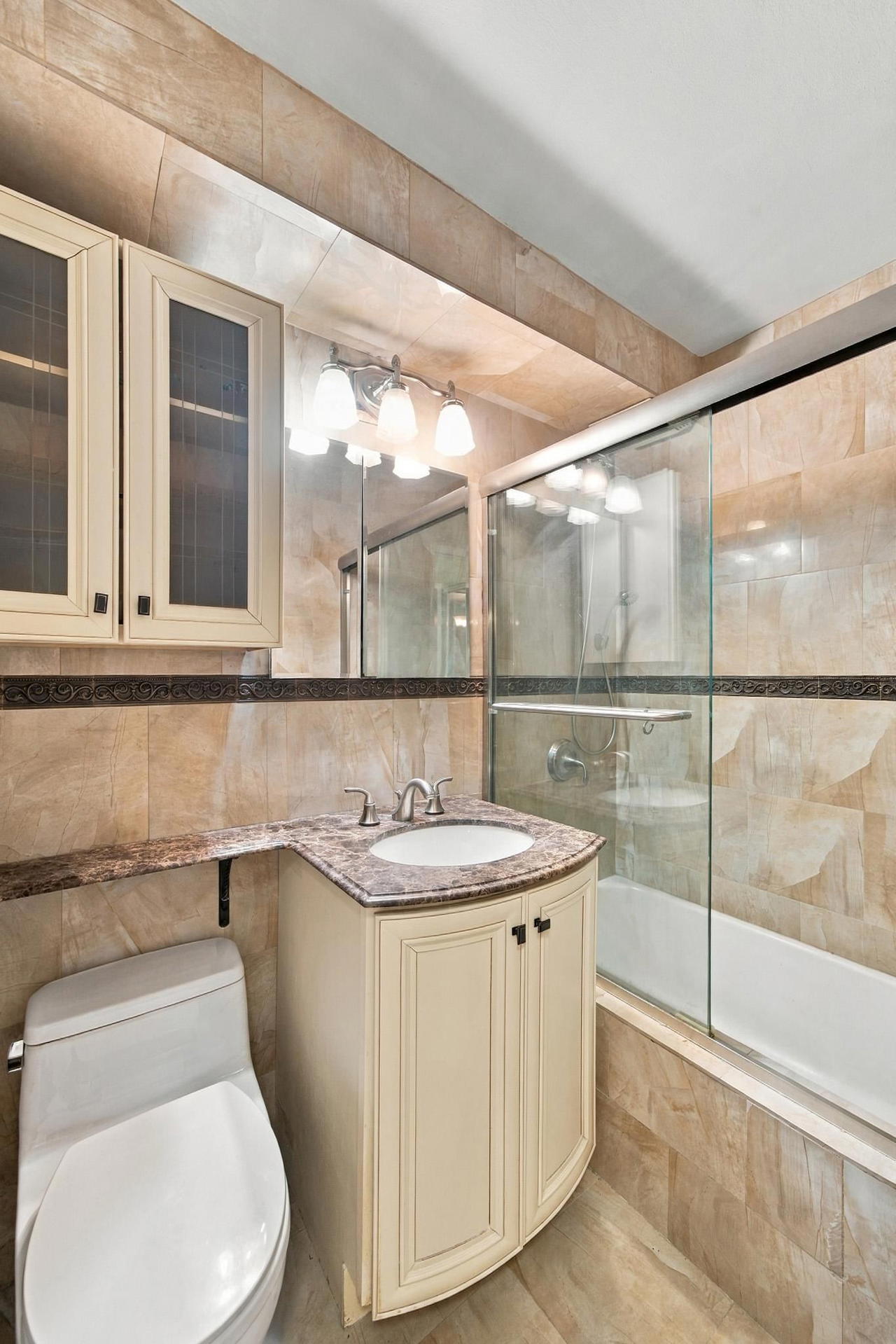 Real estate property located at 310 70th #1-K, New York, Upper East Side, New York City, NY, US