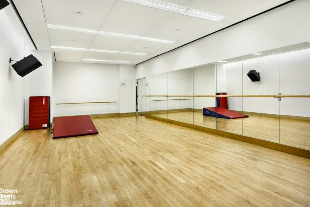 Real estate property located at 170 END #10CD, New York, Yorkville, New York City, NY, US