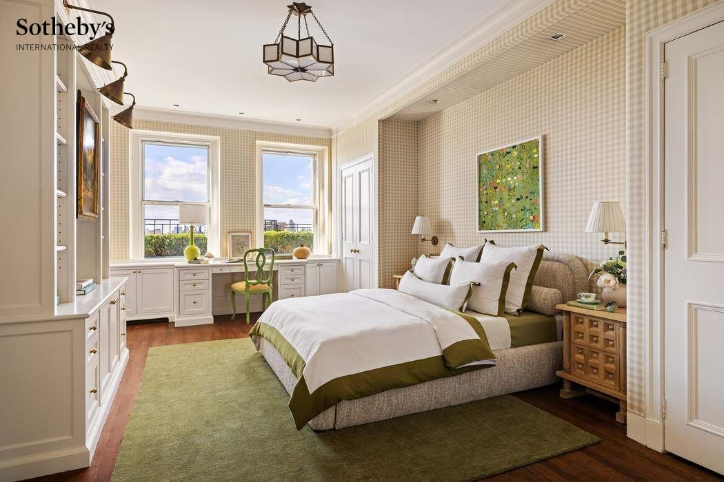 Real estate property located at 1040 5th #16, New York, Upper East Side, New York City, NY, US