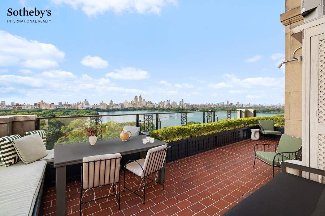 Real estate property located at 1040 5th #16, New York, Upper East Side, New York City, NY, US