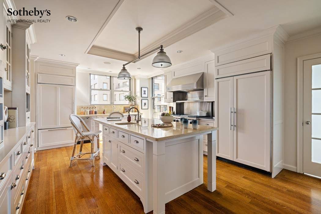 Real estate property located at 1040 5th #16, New York, Upper East Side, New York City, NY, US