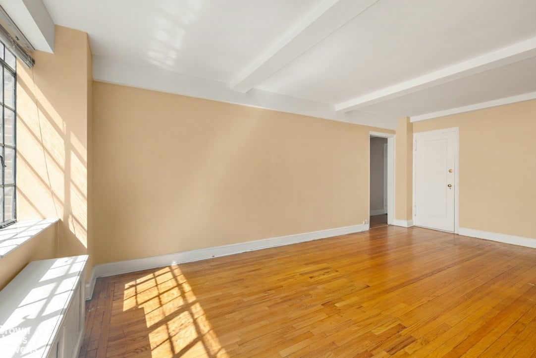 Real estate property located at 321 43RD #702, New York, Turtle Bay, New York City, NY, US