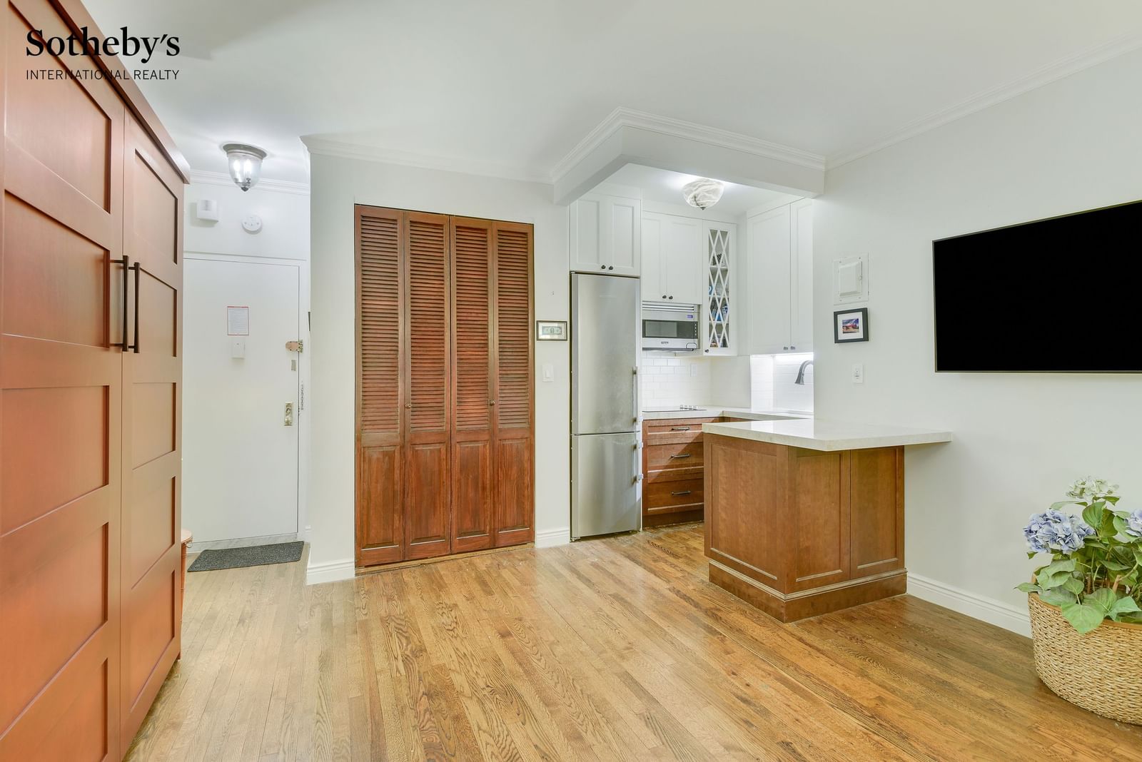 Real estate property located at 160 91st #3B, New York, Upper East Side, New York City, NY, US