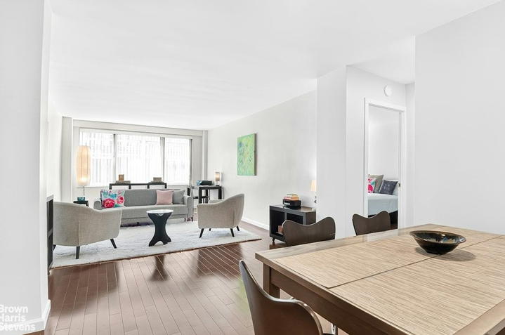 Real estate property located at 520 72ND #9T, New York, Lenox Hill, New York City, NY, US