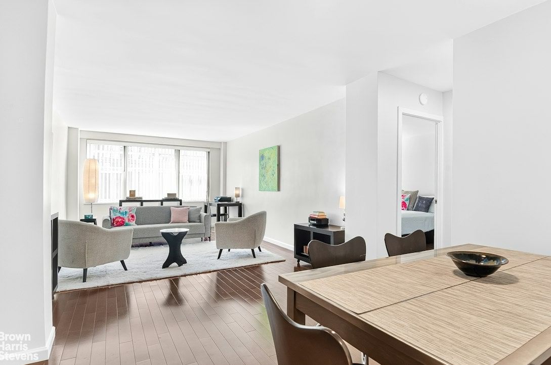 Real estate property located at 520 72ND #9T, New York, Lenox Hill, New York City, NY, US