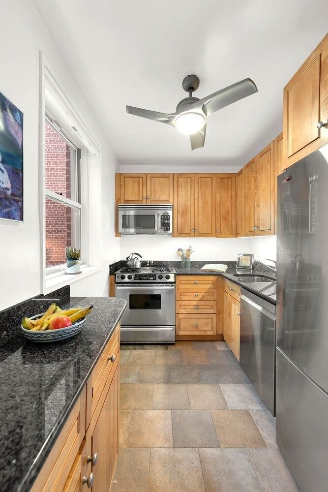 Real estate property located at 220 BERKELEY #4B, Kings, Park Slope, New York City, NY, US