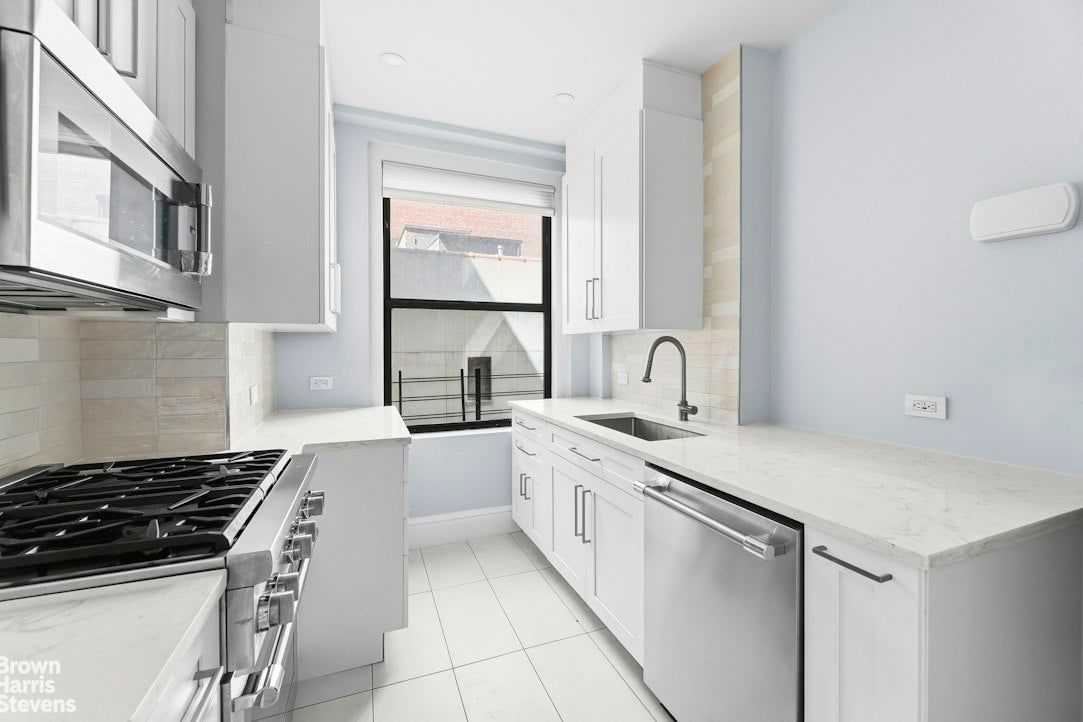 Real estate property located at 114 84TH #6B, New York, Upper East Side, New York City, NY, US