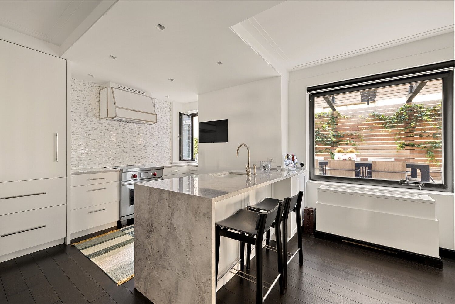 Real estate property located at 8 83RD #11F, New York, Upper East Side, New York City, NY, US