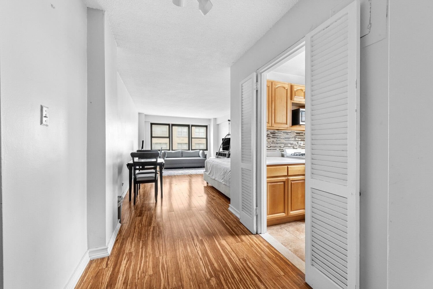 Real estate property located at 520 81ST #9B, New York, Yorkville, New York City, NY, US