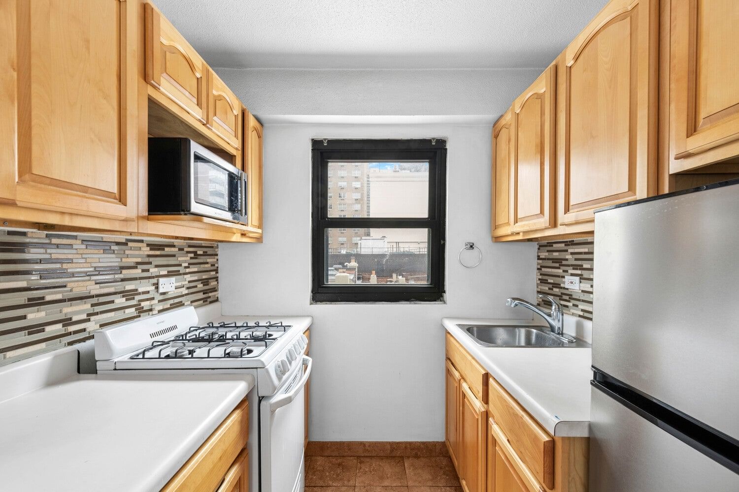 Real estate property located at 520 81ST #9B, New York, Yorkville, New York City, NY, US
