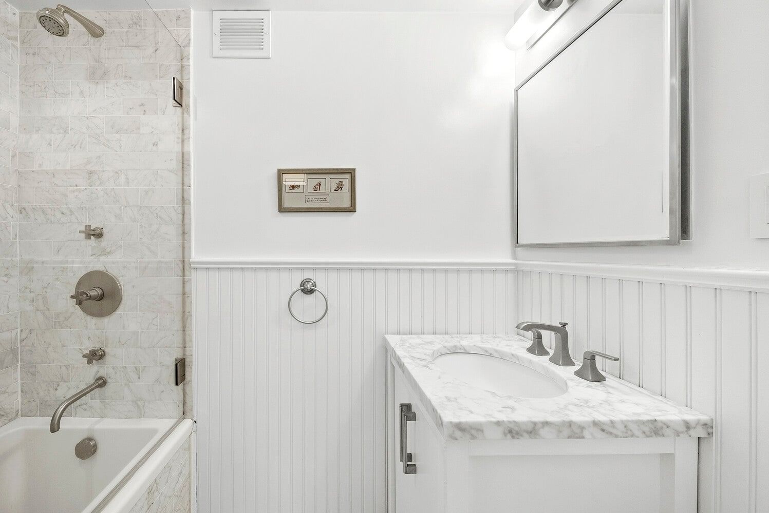 Real estate property located at 118 60TH #16G, New York, Lenox Hill, New York City, NY, US