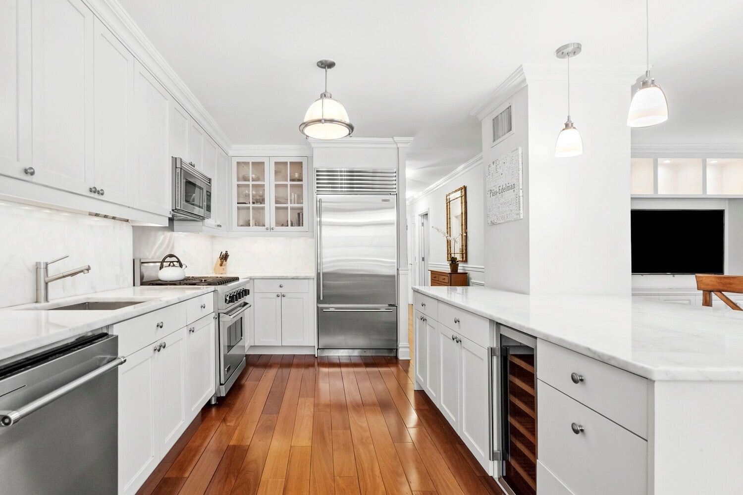 Real estate property located at 118 60TH #16G, New York, Lenox Hill, New York City, NY, US