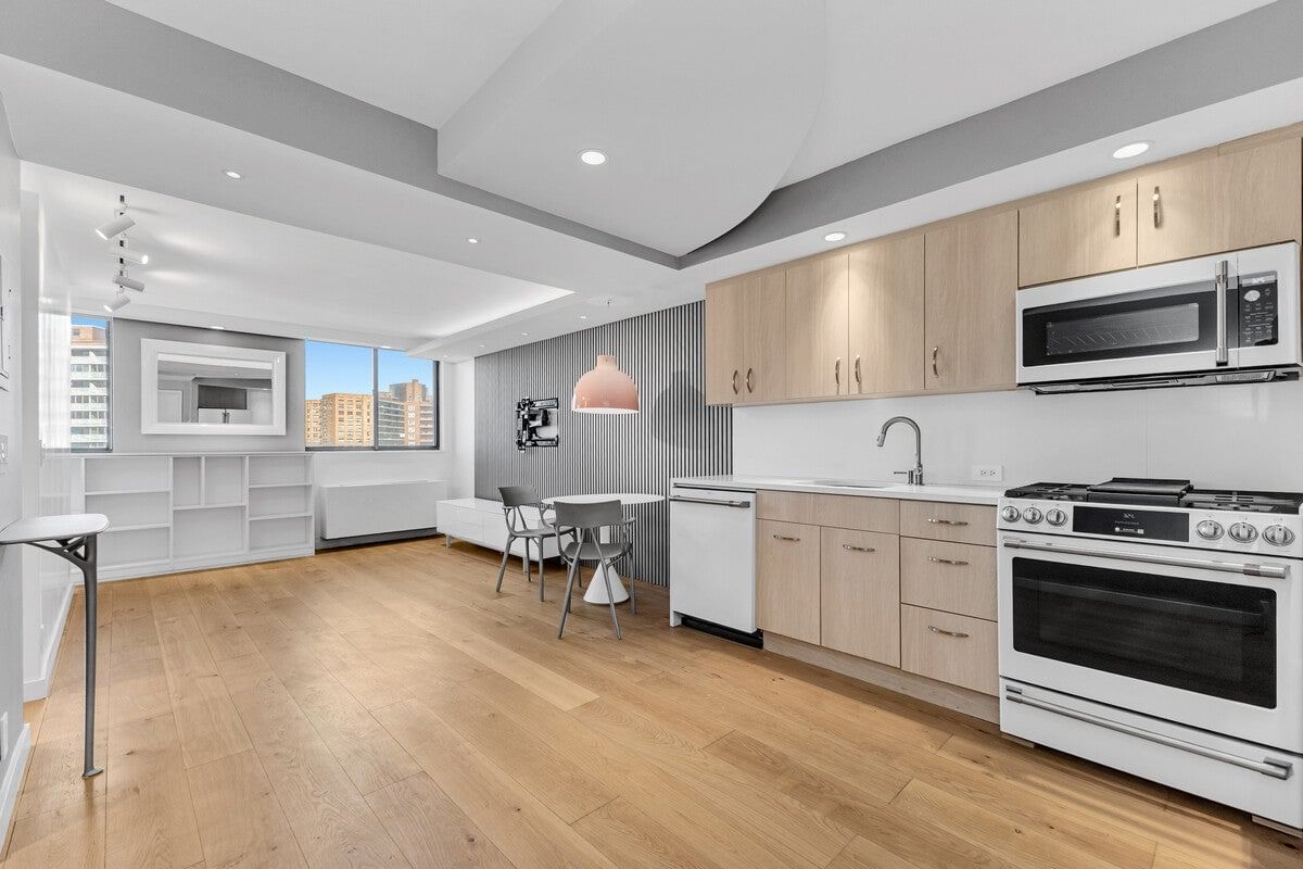 Real estate property located at 62-54 97TH #9M, Queens, Rego Park, New York City, NY, US