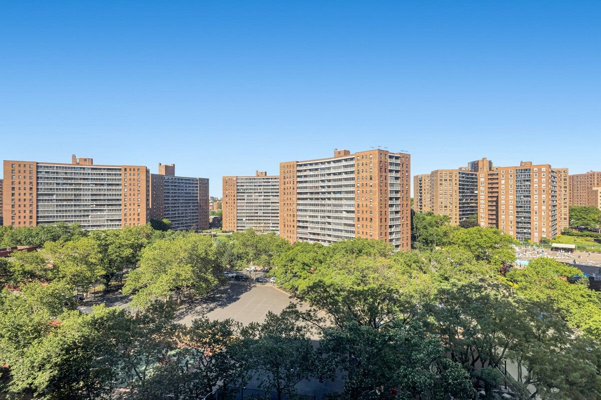 Real estate property located at 62-54 97TH #9M, Queens, Rego Park, New York City, NY, US