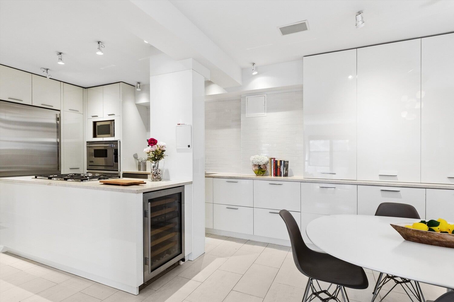Real estate property located at 11 87TH PHCDE, New York, Carnegie Hill, New York City, NY, US