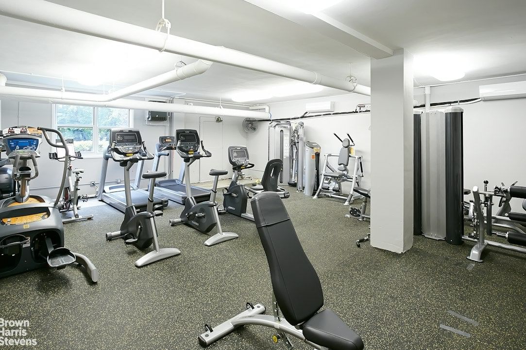 Real estate property located at 3935 BLACKSTONE #8B, Bronx, Central Riverdale, New York City, NY, US