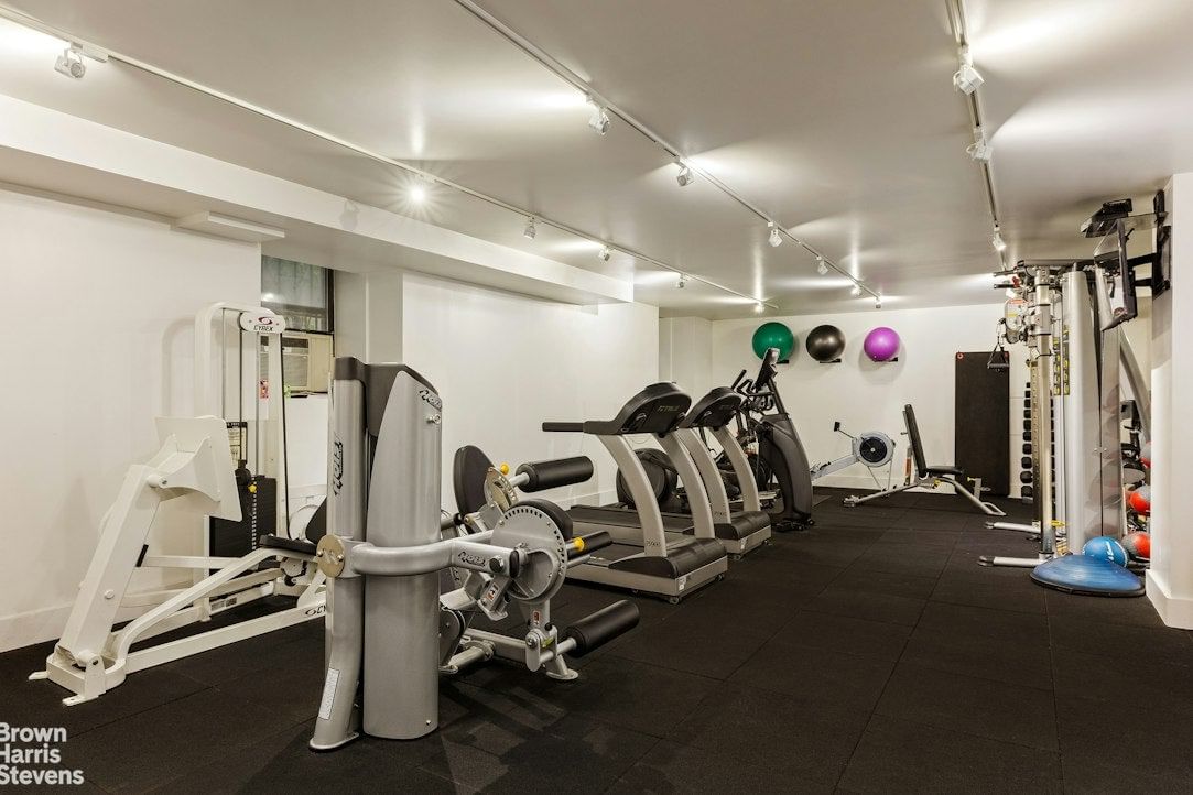 Real estate property located at 215 73RD #5A, New York, Lenox Hill, New York City, NY, US