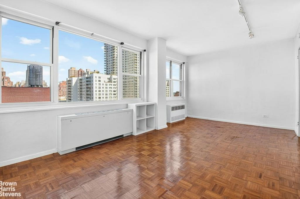 Real estate property located at 444 75TH #15B, New York, Lenox Hill, New York City, NY, US