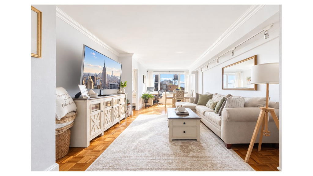 Real estate property located at 444 75TH #17E, New York, Lenox Hill, New York City, NY, US