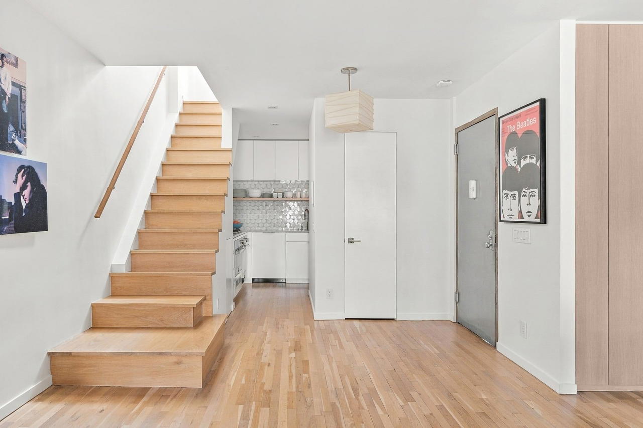 Real estate property located at 5 75TH #8, New York, Lenox Hill, New York City, NY, US